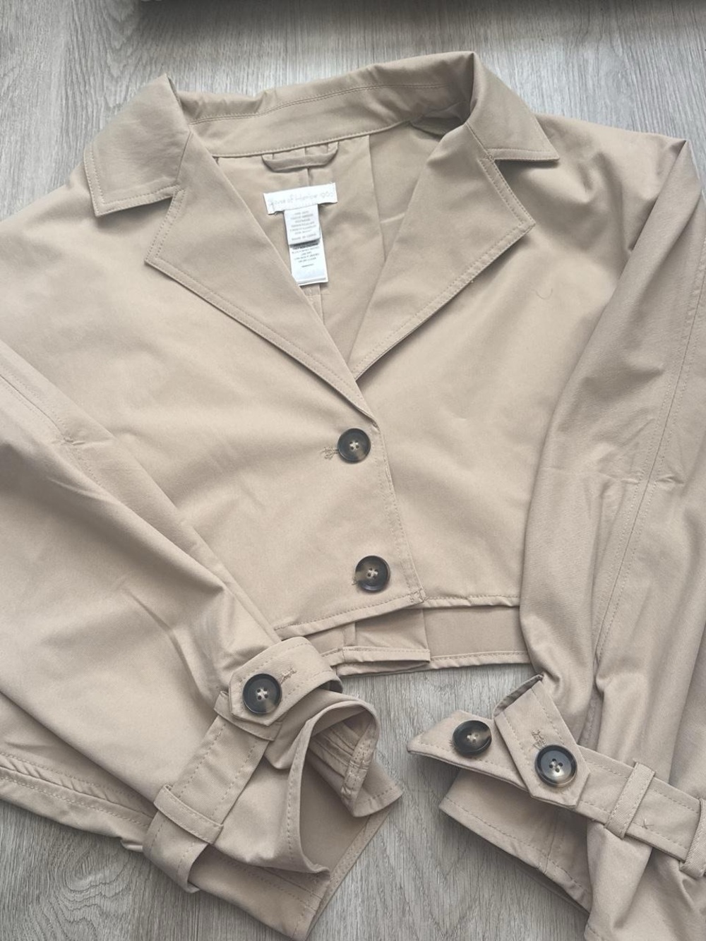 Cropped Trench Coat in Beige